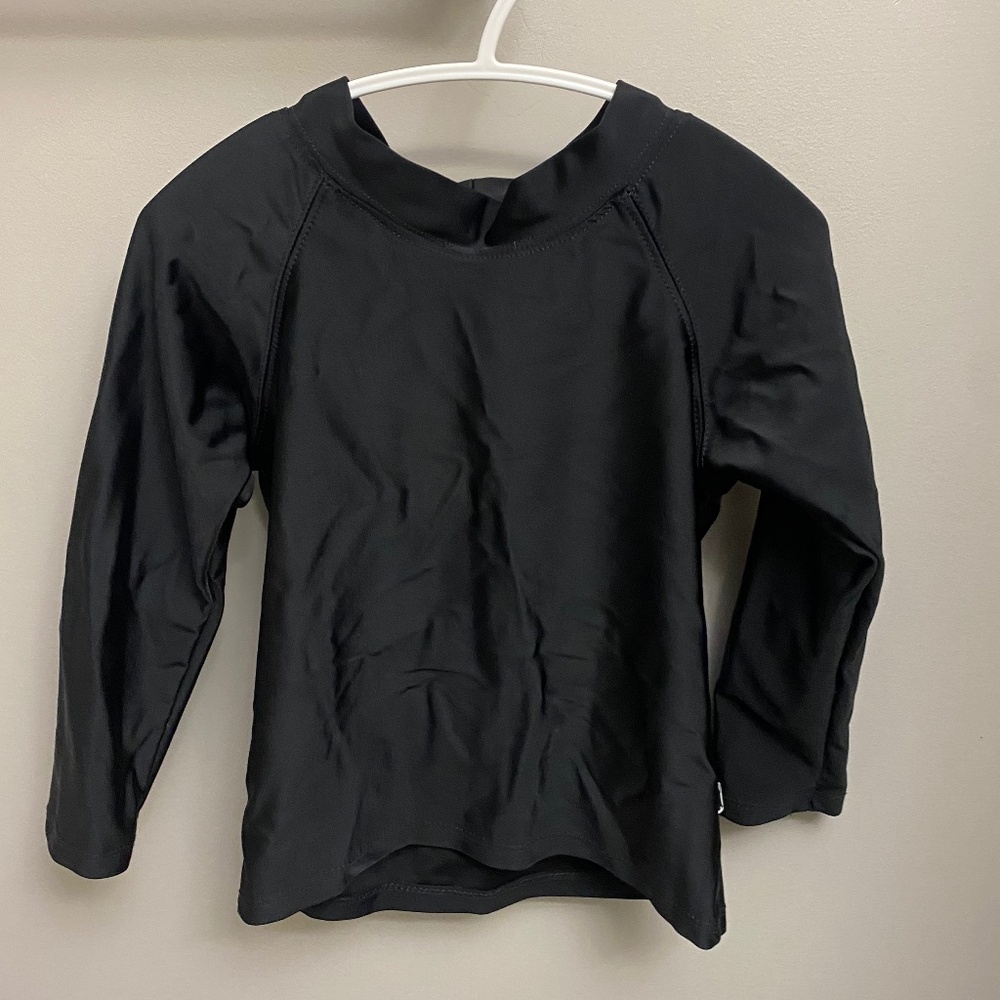 Little and Lively Rashguard 💚2 for 20💚